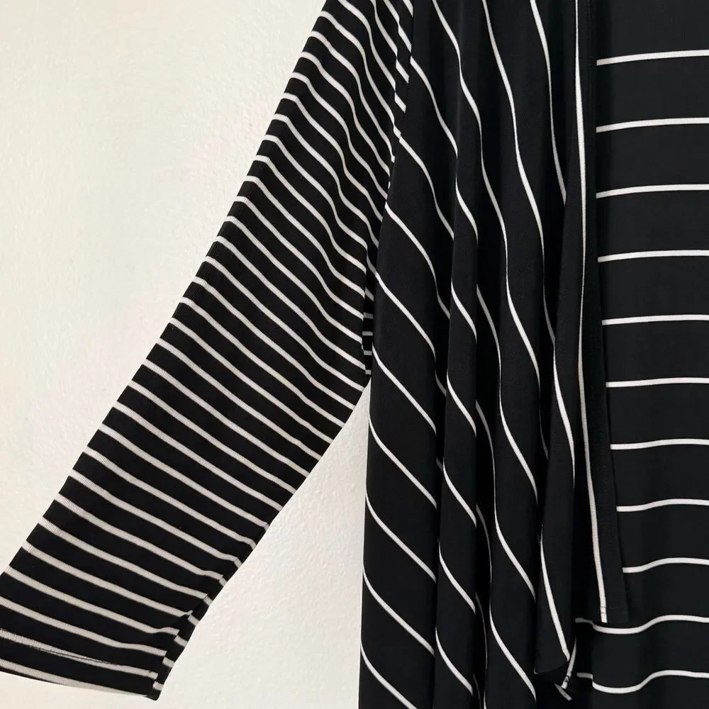 Chicos Travelers Sz 1 (Medium 8) Mixed Stripe Open Front Cardigan Black White